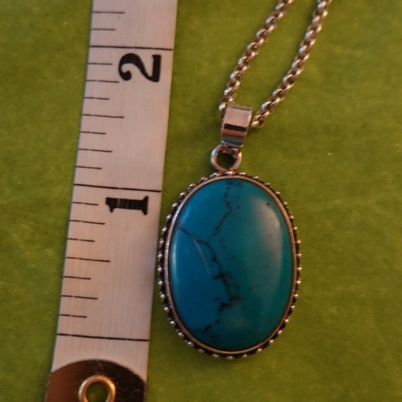 Vintage Turquoise Sterling Silver Pendant & 20" Chain (Host Pick!!) - Picture 5 of 12